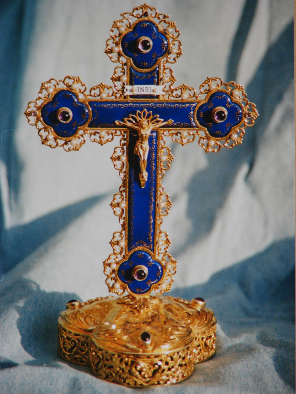 ez�st �kszer, arany �kszer, aranym�ves, ez�stm�ves, �tv�s, vall�s, egyh�z