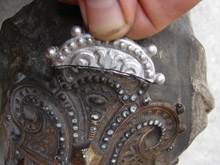 A fejd�sz tetej�nek p�tl�sa, bepr�b�l�s